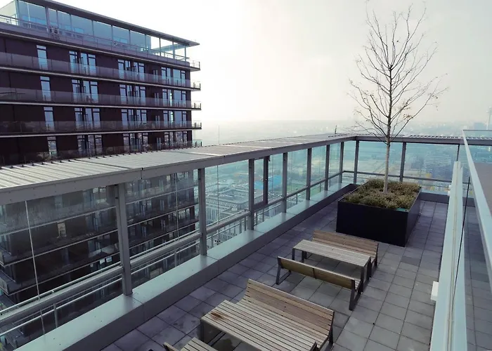 Triiiple Level 22 Mit Balkon Und Tiefgarage Apartmán *