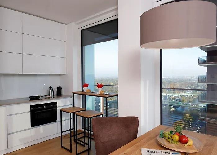 Triiiple Level 22 Mit Balkon Und Tiefgarage *
